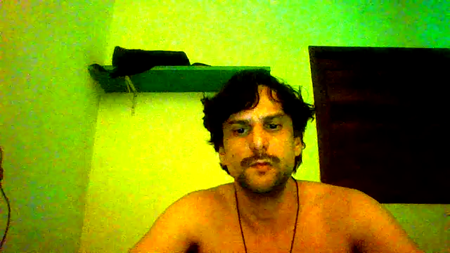 couplemilk online show from May 2026 04:18:02 AM