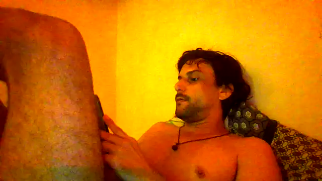 couplemilk online show from May 2026 02:41:01 AM