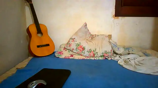 couplemilk online show from June 2026 09:06:01 PM