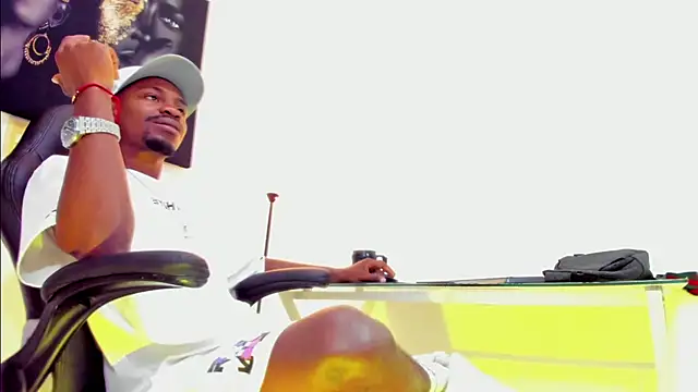 Thomas shelbys online show from February 2025 03:24:01 AM