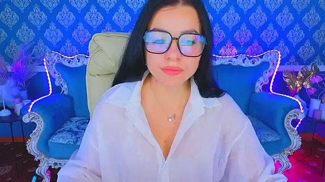 KitnissKiss online show from July 2026 03:33:02 AM