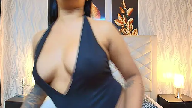 Amberr Greyy online show from April 2026 01:01:01 PM