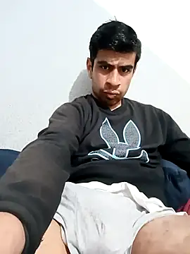 Cuessy online show from October 2025 03:24:01 PM