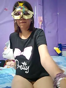 Snapshot of Lunababymylove chatting on January 2025 05:55:01 AM Lunababymylove online show from January 2025 05:55:01 AM