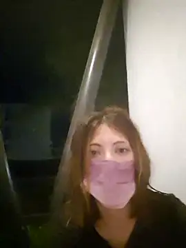 Snapshot of Lunababymylove chatting on February 2025 04:01:02 AM Lunababymylove online show from February 2025 04:01:02 AM