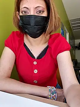 Snapshot of Lunababymylove chatting on March 2025 10:05:02 PM Lunababymylove online show from March 2025 10:05:02 PM