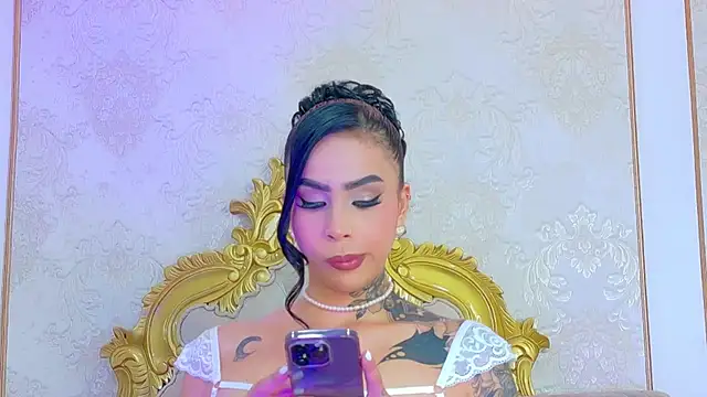 Snapshot of GiahDaniels chatting on May 2026 03:18:01 PM GiahDaniels online show from May 2026 03:18:01 PM