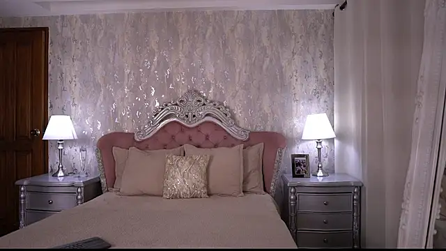 AngelineConnor online show from June 2026 11:06:01 PM