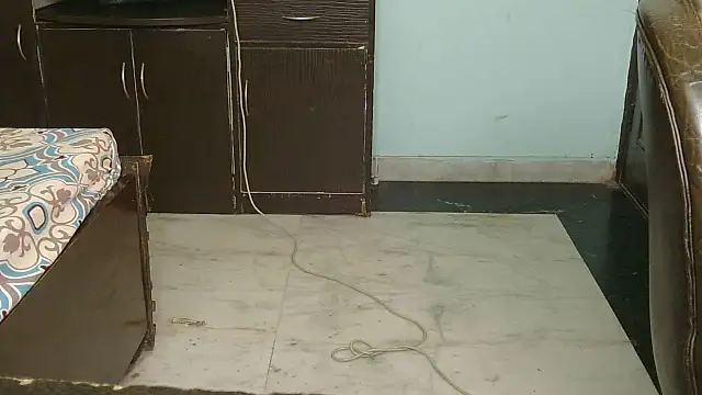 Snapshot of Zaraa_1 chatting on October 2025 04:11:01 AM Zaraa 1 online show from October 2025 04:11:01 AM