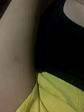 Snapshot of Asianmombigasss chatting on October 2025 02:59:01 PM Asianmombigasss online show from October 2025 02:59:01 PM