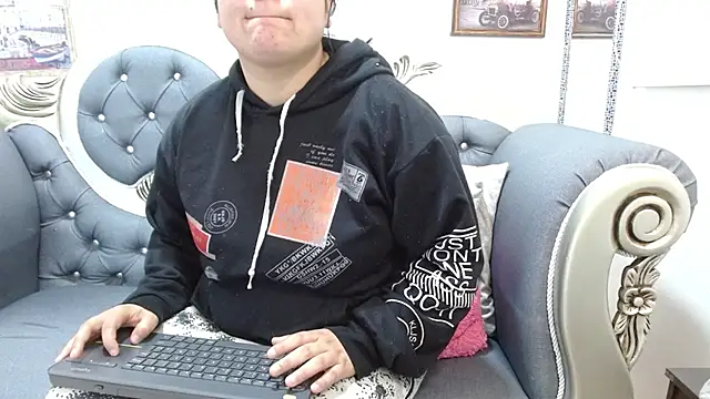 KataleyaStiward online show from May 2026 12:46:01 PM
