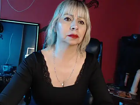 KLOE PIELL online show from March 2026 08:48:01 PM