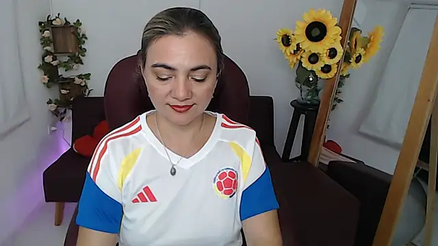 Ghada milf online show from June 2026 10:43:02 PM