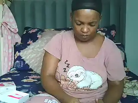 Snapshot of Amberbela chatting on January 2025 08:15:02 AM Amberbela online show from January 2025 08:15:02 AM