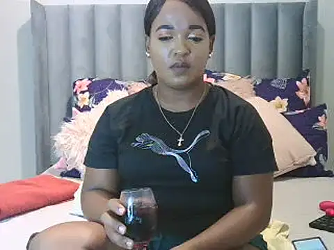 Snapshot of Amberbela chatting on January 2025 05:51:01 PM Amberbela online show from January 2025 05:51:01 PM