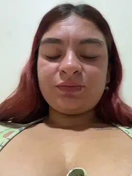 Snapshot of MiaLujan_ chatting on June 2026 10:18:01 AM MiaLujan online show from June 2026 10:18:01 AM