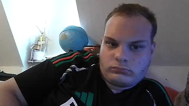 Nicolasjlhkjzl online show from June 2026 05:03:01 PM