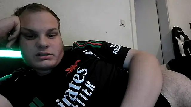 Nicolasjlhkjzl online show from July 2026 09:13:01 AM