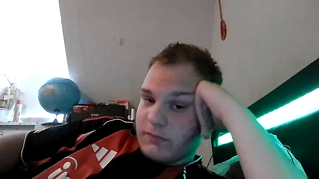 Nicolasjlhkjzl online show from July 2026 02:46:02 PM