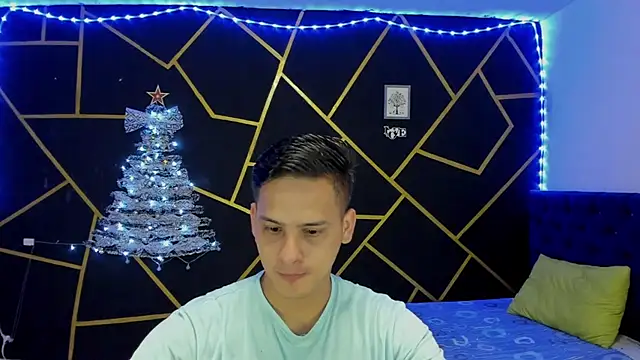 Snapshot of JANER_03 chatting on December 2024 03:41:01 AM JANER 03 online show from December 2024 03:41:01 AM