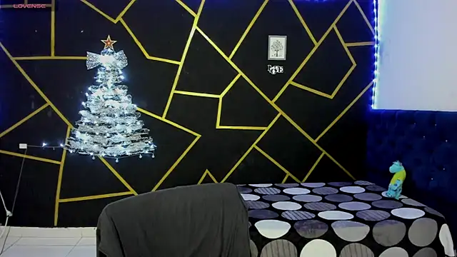 Snapshot of JANER_03 chatting on December 2024 08:13:01 PM JANER 03 online show from December 2024 08:13:01 PM