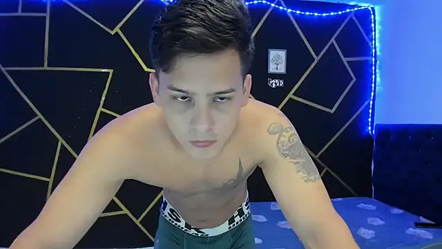 Snapshot of JANER_03 chatting on January 2025 05:13:02 PM JANER 03 online show from January 2025 05:13:02 PM