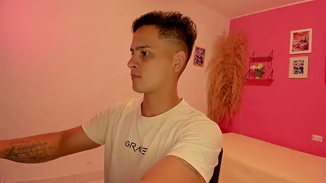 Snapshot of JANER_03 chatting on November 2025 05:59:01 PM JANER 03 online show from November 2025 05:59:01 PM