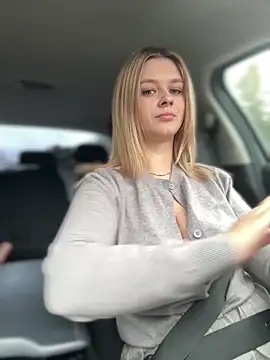 Love Bri online show from October 2025 10:26:01 AM