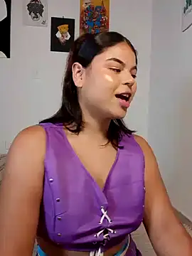 Snapshot of Cleo_hills chatting on January 2025 04:54:02 PM Cleo hills online show from January 2025 04:54:02 PM