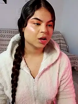 Snapshot of Cleo_hills chatting on March 2025 02:01:01 PM Cleo hills online show from March 2025 02:01:01 PM