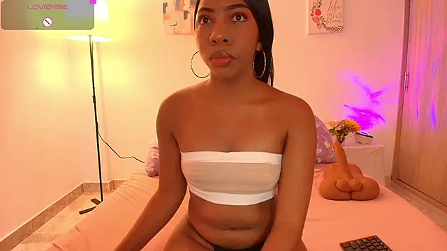 Meganbarko1 online show from March 2026 06:51:02 PM