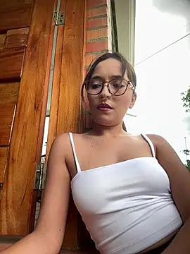 Penelope-Hot online show from May 2026 09:11:02 PM