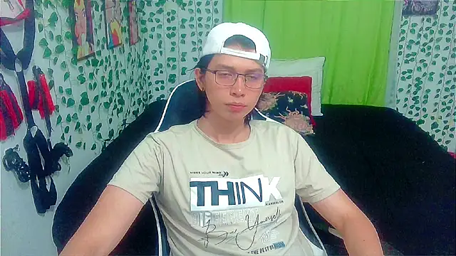 Snapshot of Andy_gray chatting on May 2026 05:29:01 PM Andy gray online show from May 2026 05:29:01 PM