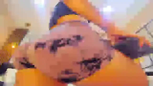 BellahColucci online show from December 2024 04:42:01 PM