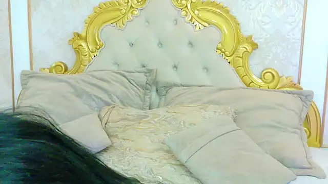 BellahColucci online show from June 2026 12:18:02 PM