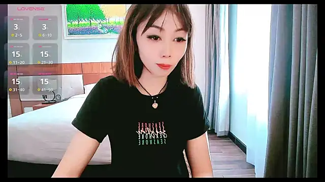 Aster Hoa online show from November 2025 02:39:01 AM