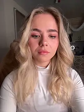 SkyBriii online show from December 2024 08:22:02 AM