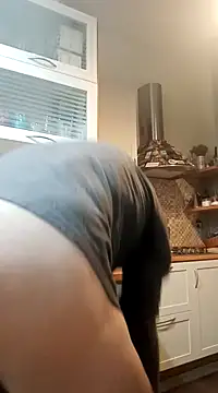 Snapshot of Frabox65 chatting on January 2025 06:11:01 AM Frabox65 online show from January 2025 06:11:01 AM