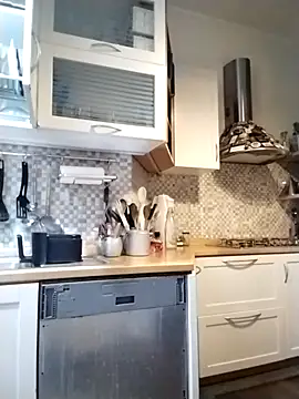 Snapshot of Frabox65 chatting on October 2025 04:57:01 AM Frabox65 online show from October 2025 04:57:01 AM