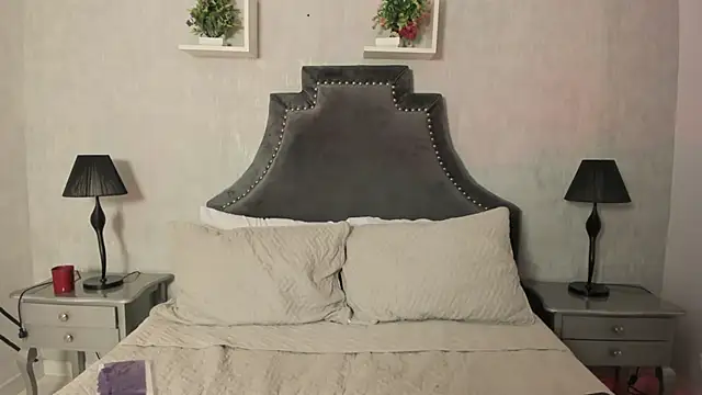 ailynBlaze online show from February 2025 09:20:02 PM