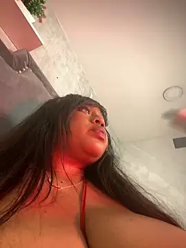 ailynBlaze online show from February 2025 05:43:01 PM