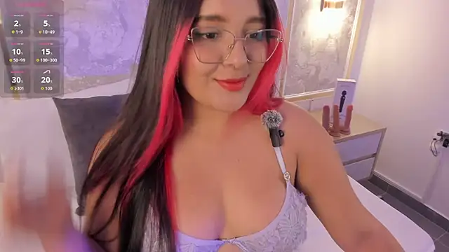 victoria18x online show from November 2025 07:13:01 PM