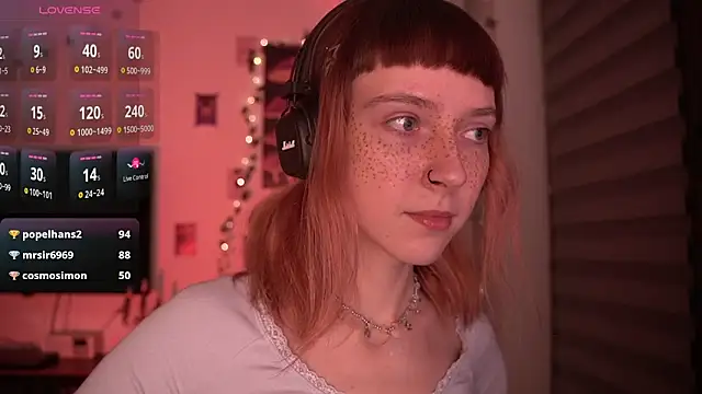 Snapshot of juliapie chatting on December 2024 04:28:02 AM juliapie online show from December 2024 04:28:02 AM