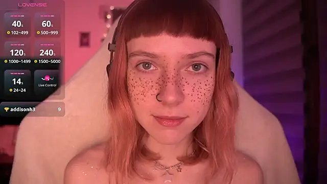 Snapshot of juliapie chatting on December 2024 02:57:02 AM juliapie online show from December 2024 02:57:02 AM