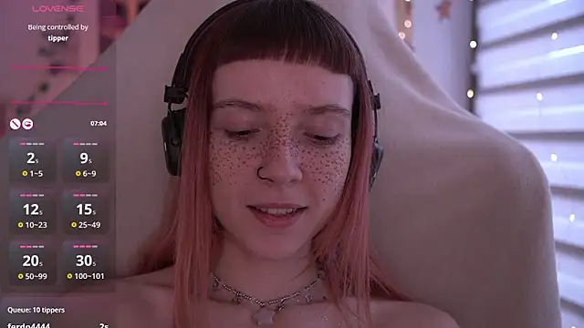 Snapshot of juliapie chatting on January 2025 12:18:01 PM juliapie online show from January 2025 12:18:01 PM