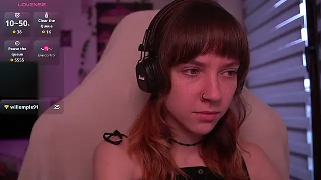 Snapshot of juliapie chatting on October 2025 07:29:01 AM juliapie online show from October 2025 07:29:01 AM