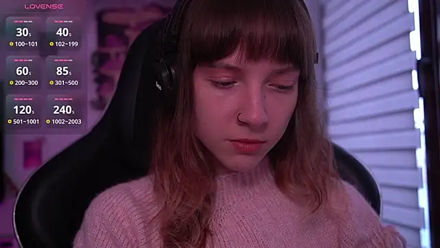 Snapshot of juliapie chatting on November 2025 09:35:01 AM juliapie online show from November 2025 09:35:01 AM