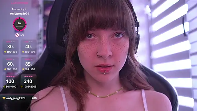 juliapie online show from May 2026 12:02:02 PM