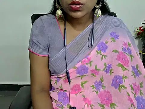 Snapshot of shila20 chatting on January 2025 11:00:02 PM shila20 online show from January 2025 11:00:02 PM