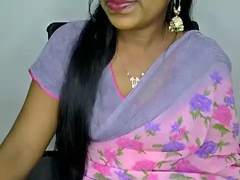 Snapshot of shila20 chatting on March 2025 03:34:02 AM shila20 online show from March 2025 03:34:02 AM